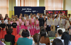 "Jesteś Mamo skarbem mym"