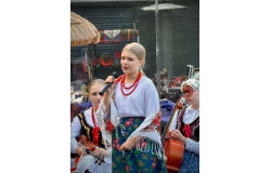 Nasi uczniowie na podium Konkursu Poezji i Gadek Ludowych Nadpopradzia!